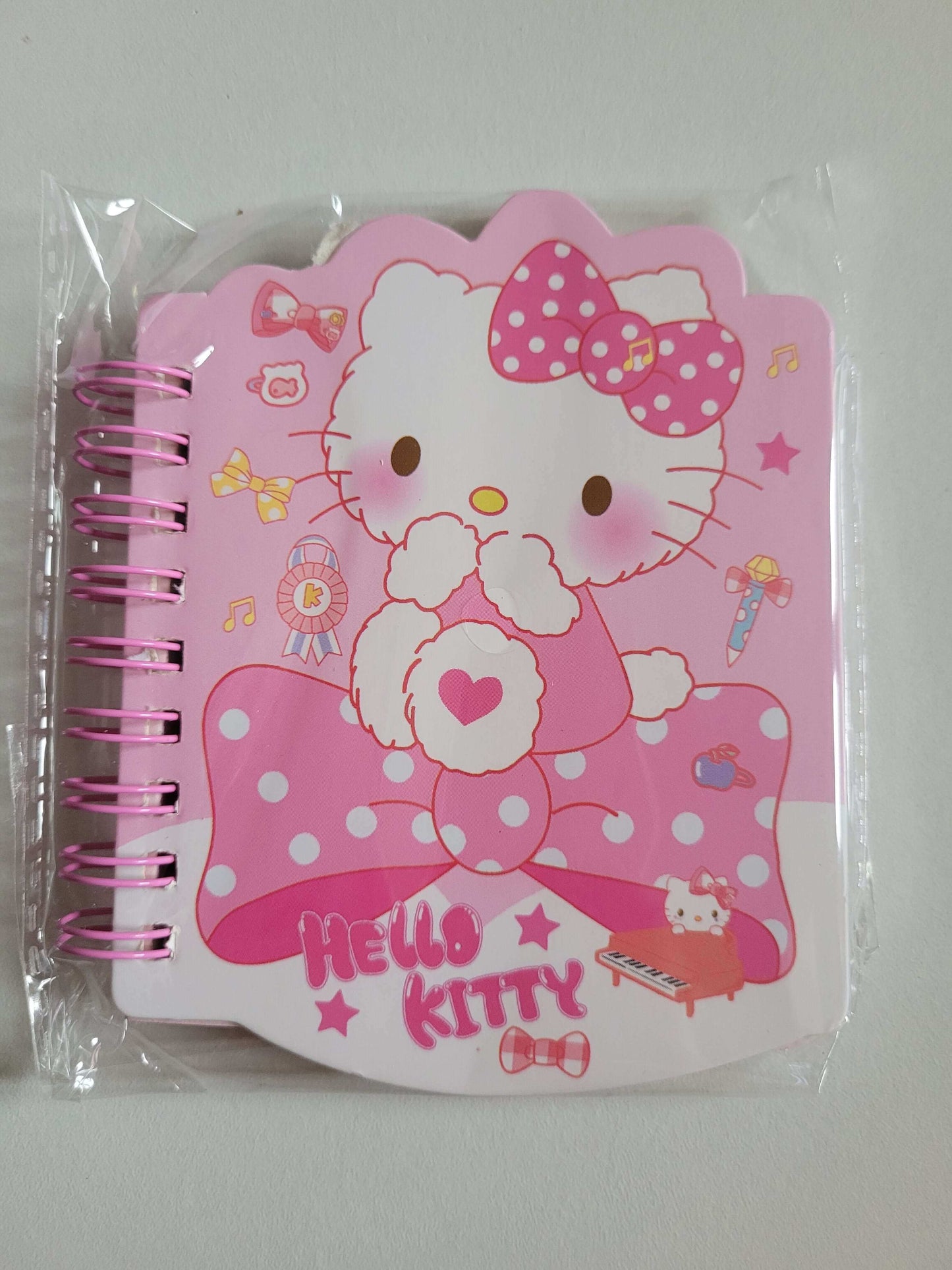 Carnet spirale Licence Hello Kitty