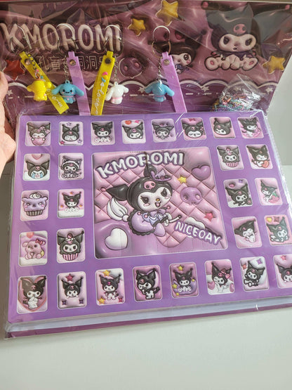 Coffret 40 figurines / Porte clé Licence Hello Kitty