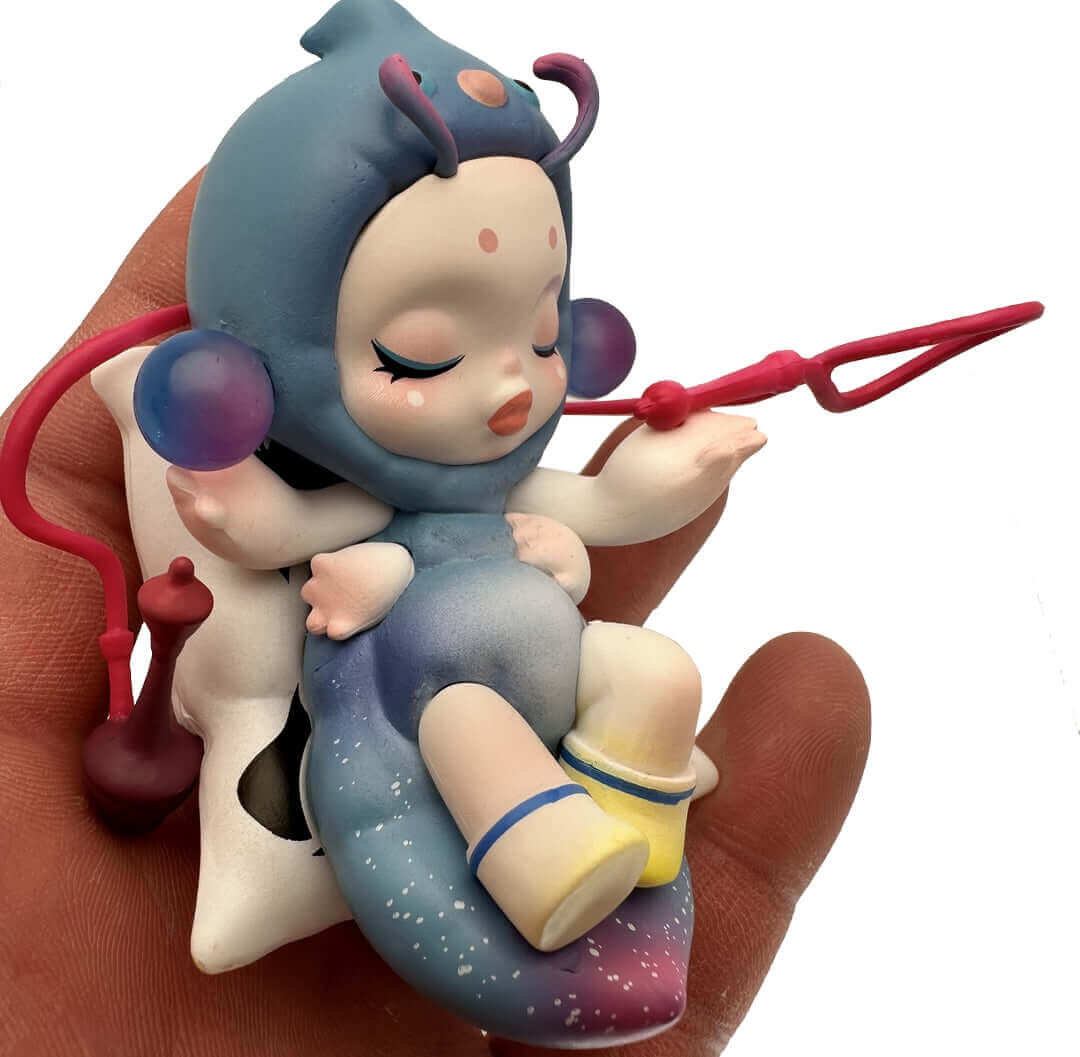 Figurine de collection - Everyday Wonderland - Alice au Pays des Merveilles